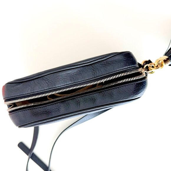 GUCCI Soho Disco Bag in Black Pebbled Leather - Picture 8 of 12